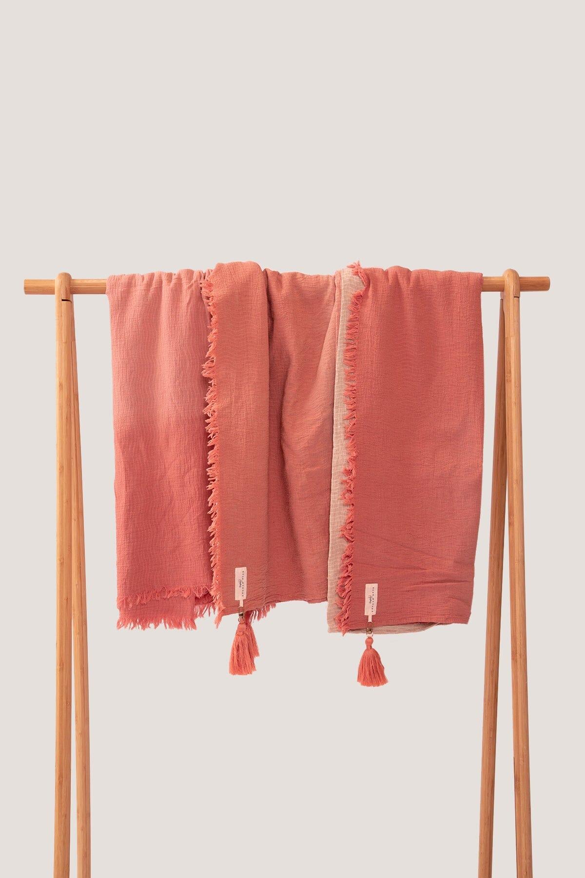 Crinkled Linen Dip-Dye Throw Blanket Home Rose Buddha 
